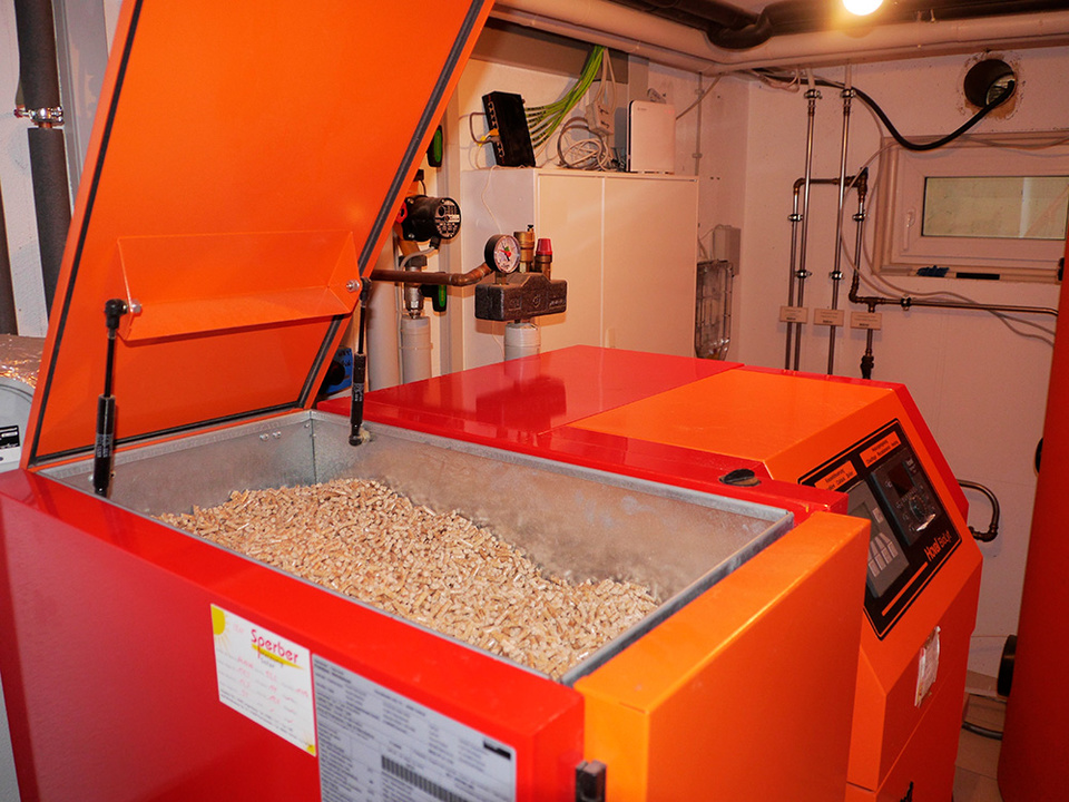 Palletheizung2 bei Elektro Wiesmann UG in Itzgrund
